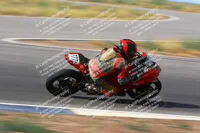 media/Apr-30-2023-CRA (Sun) [[020fcf5d43]]/Race 14-400 Expert-Amateur Superbike/